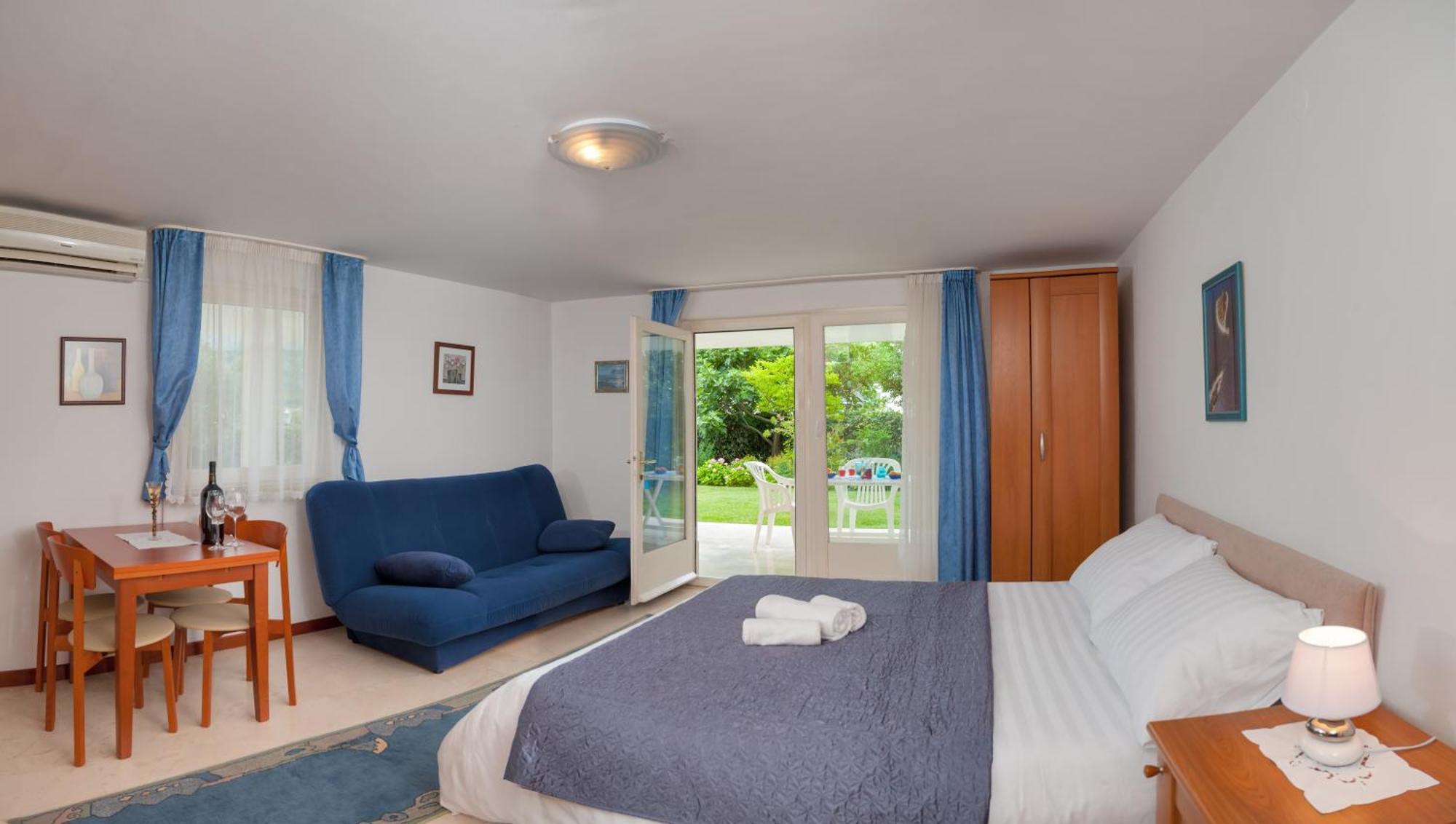 The Beach Studios & Apartments Split Room photo