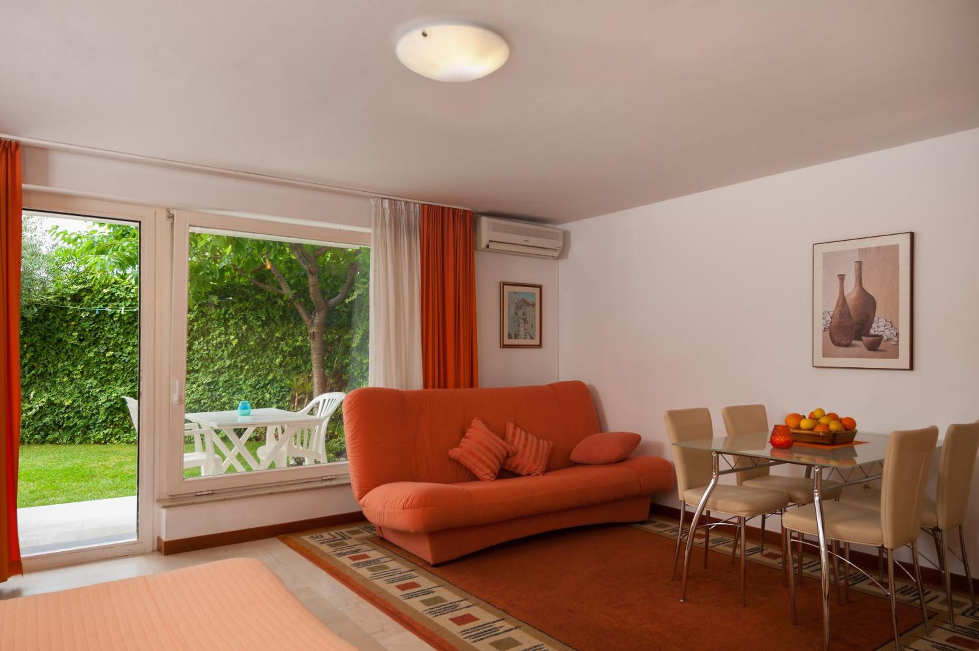 The Beach Studios & Apartments Split Room photo