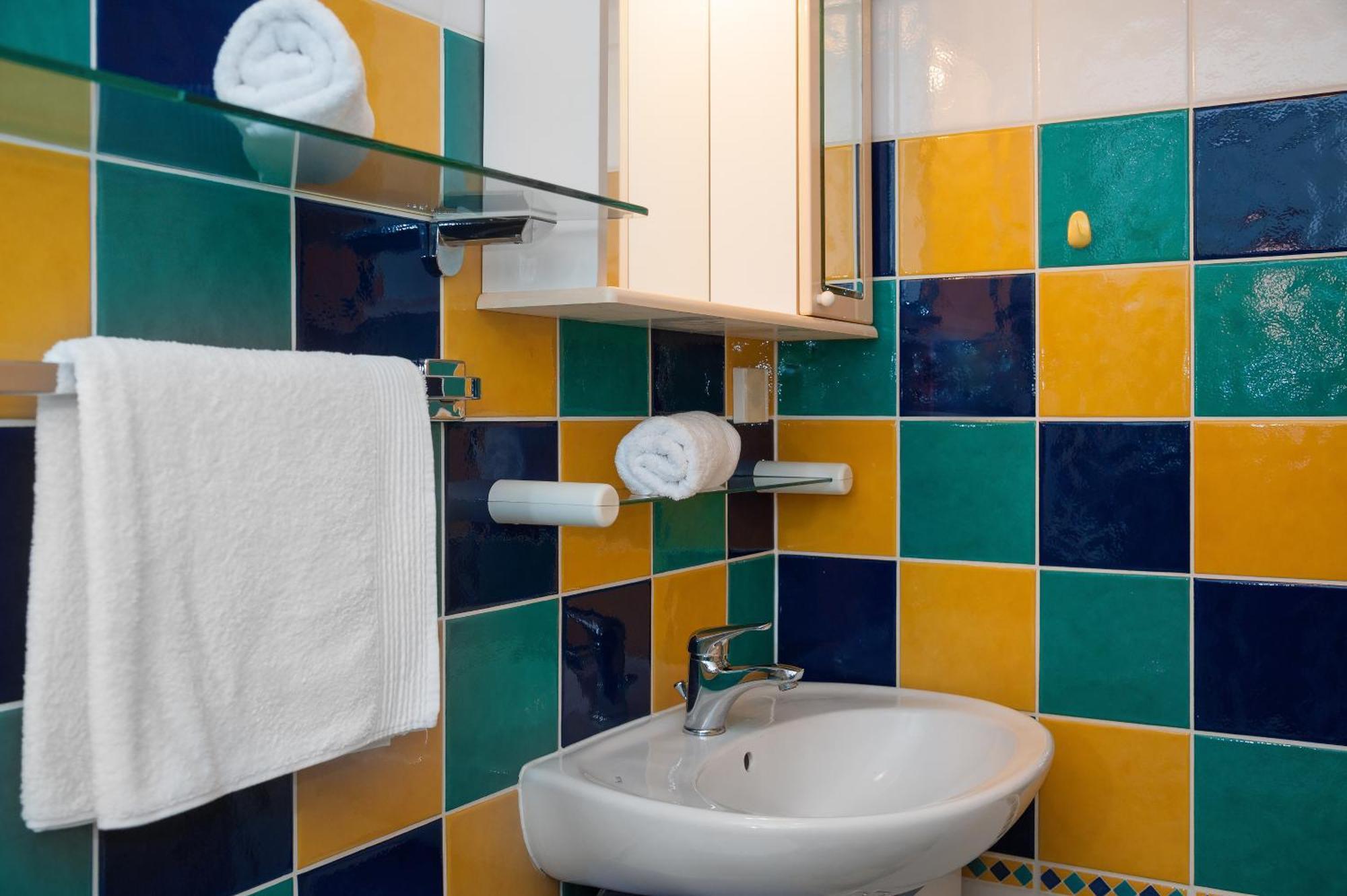 The Beach Studios & Apartments Split Room photo